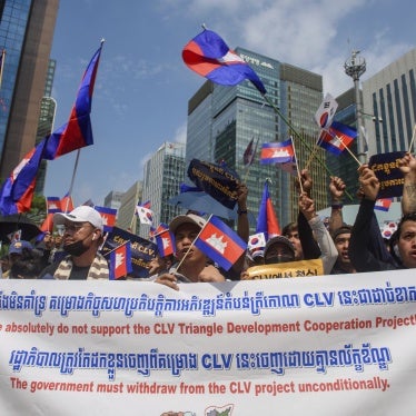 Cambodians living in South Korea protest the CLV development project